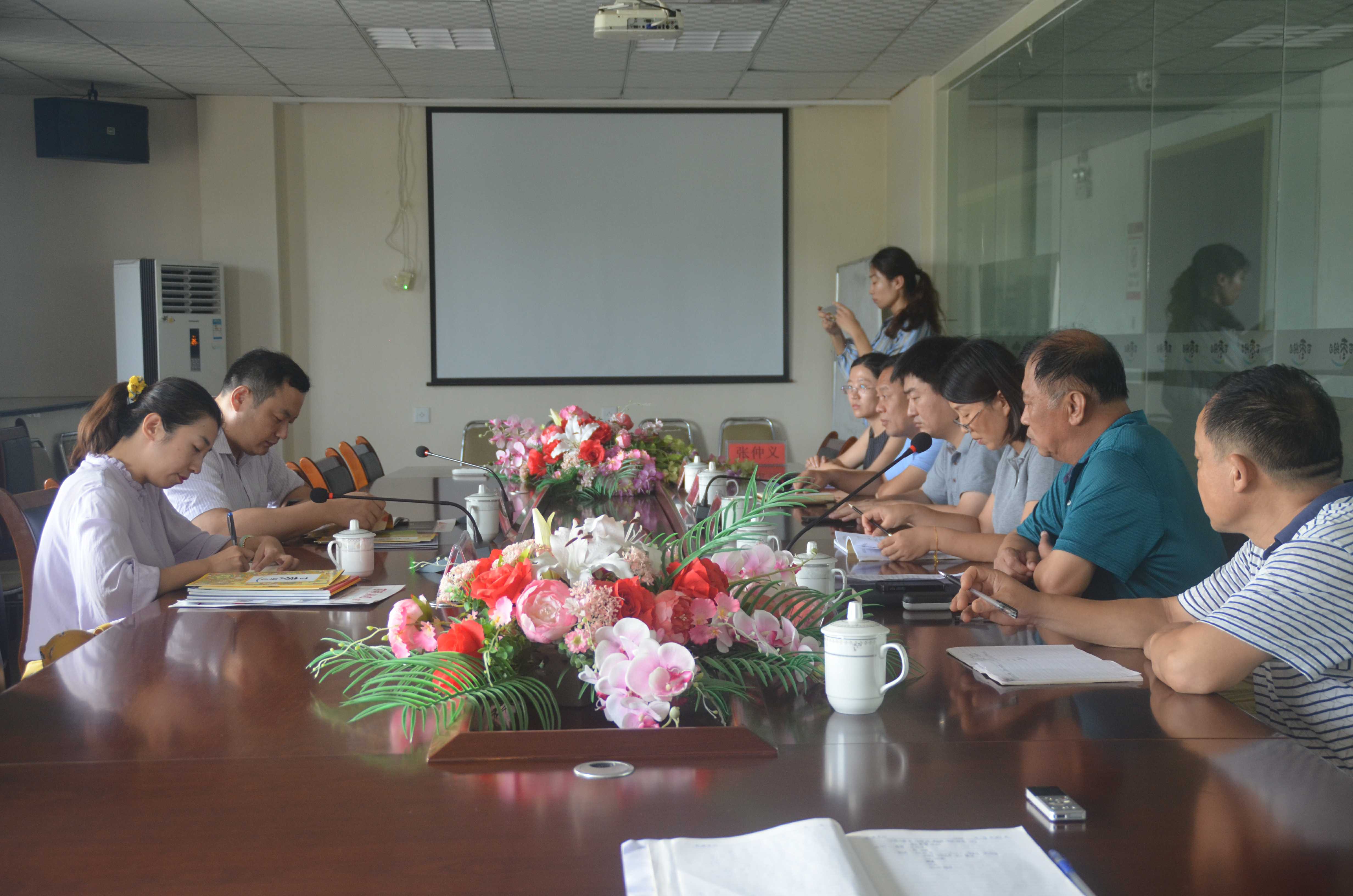 山东大学经济学院副院长石绍宾一行到恒运能源集团旗下农业产业百枣纲目（集团）考察