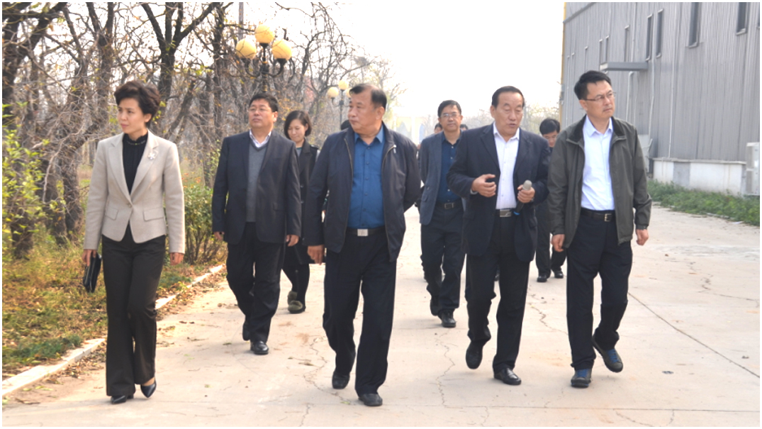 陕西省清涧县副县长苗玉祥一行到百枣纲目参观考察