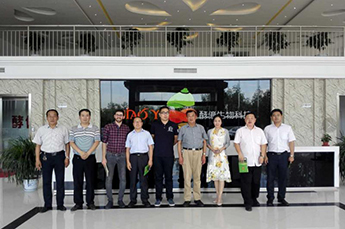 开启发展之旅 共谋多元发展 以色列考察团走进百枣纲目（集团）