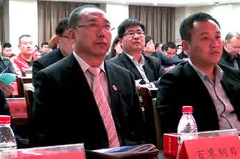 德州国际商会副会长、恒运能源集团董事局主席李长云出席德州国际商会成立大会暨授牌仪式