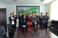 恒运能源集团与新疆阿克苏红旗坡农场签署合作协议