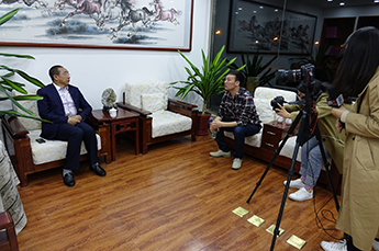 李长云：做一个有灵魂的企业家 恒运能源集团董事局主席李长云接受齐鲁晚报采访