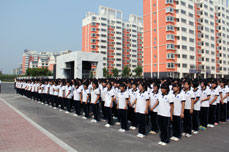 恒运能源集团捐赠孔子圣像