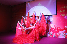 恒运能源集团举办2013首届员工歌唱大赛决赛暨2014新年文艺演出