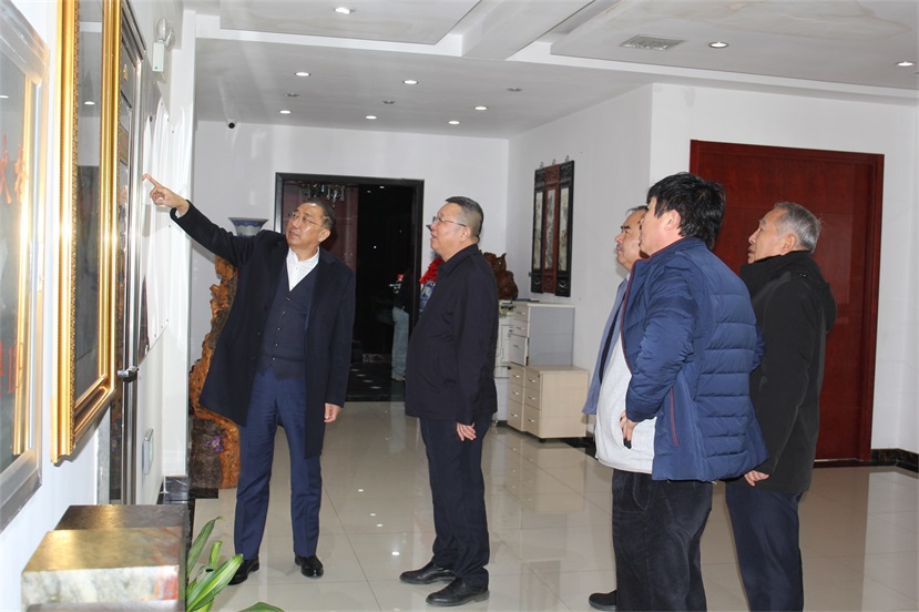 1740380716944211.jpg 1740380716944211.jpg