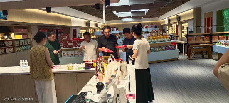 1754969405730094.jpg 1754969405730094.jpg